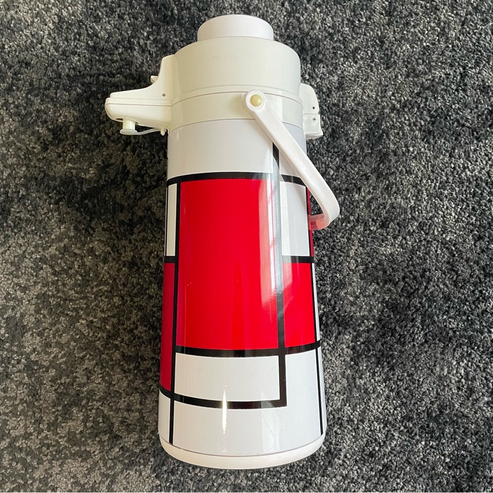 Vintage Retro Vacuum Bottle insulated Air Pump pot  Handle 1.9L Coffee Thermos